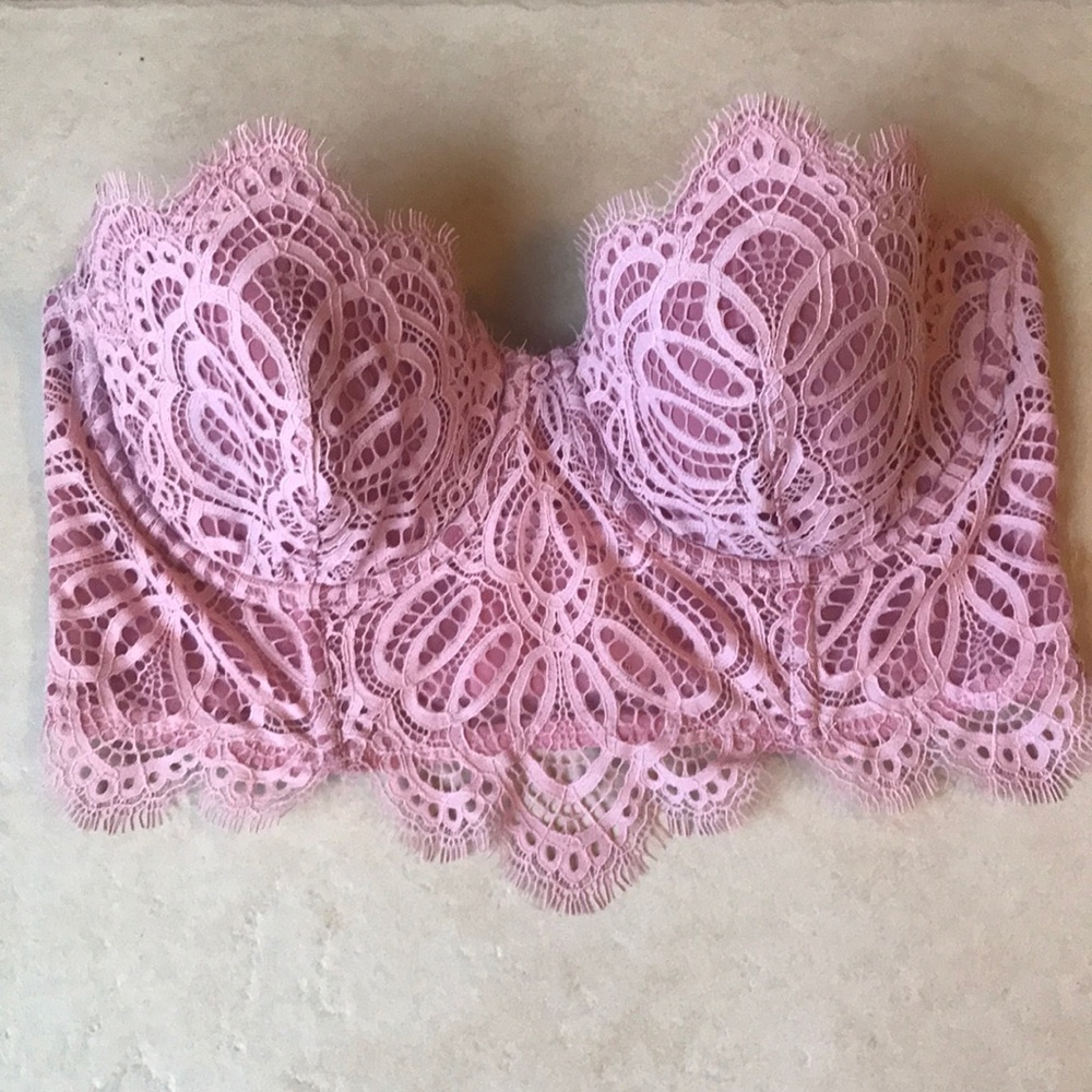 NWT Victoria’s Secret Strapless Multi-way 34D